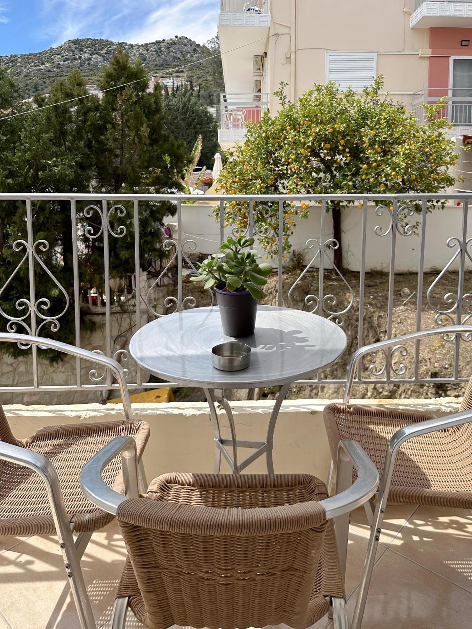 Sun N' Salt II Apartment Tolo Bagian luar foto